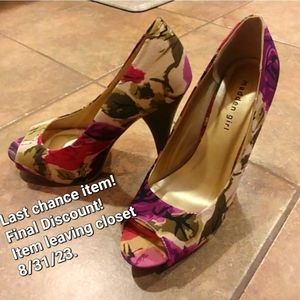 LAST CHANCE ITEM: 👠Madden Girl Floral peep toe heels